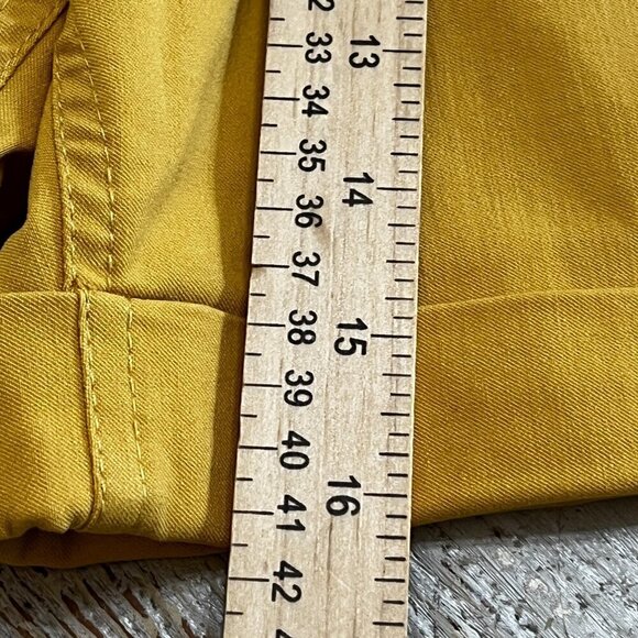 Soft Surroundings Pull on Cuffed Shorts XL Mustard Rayon Nylon Spandex - Picture 5 of 6